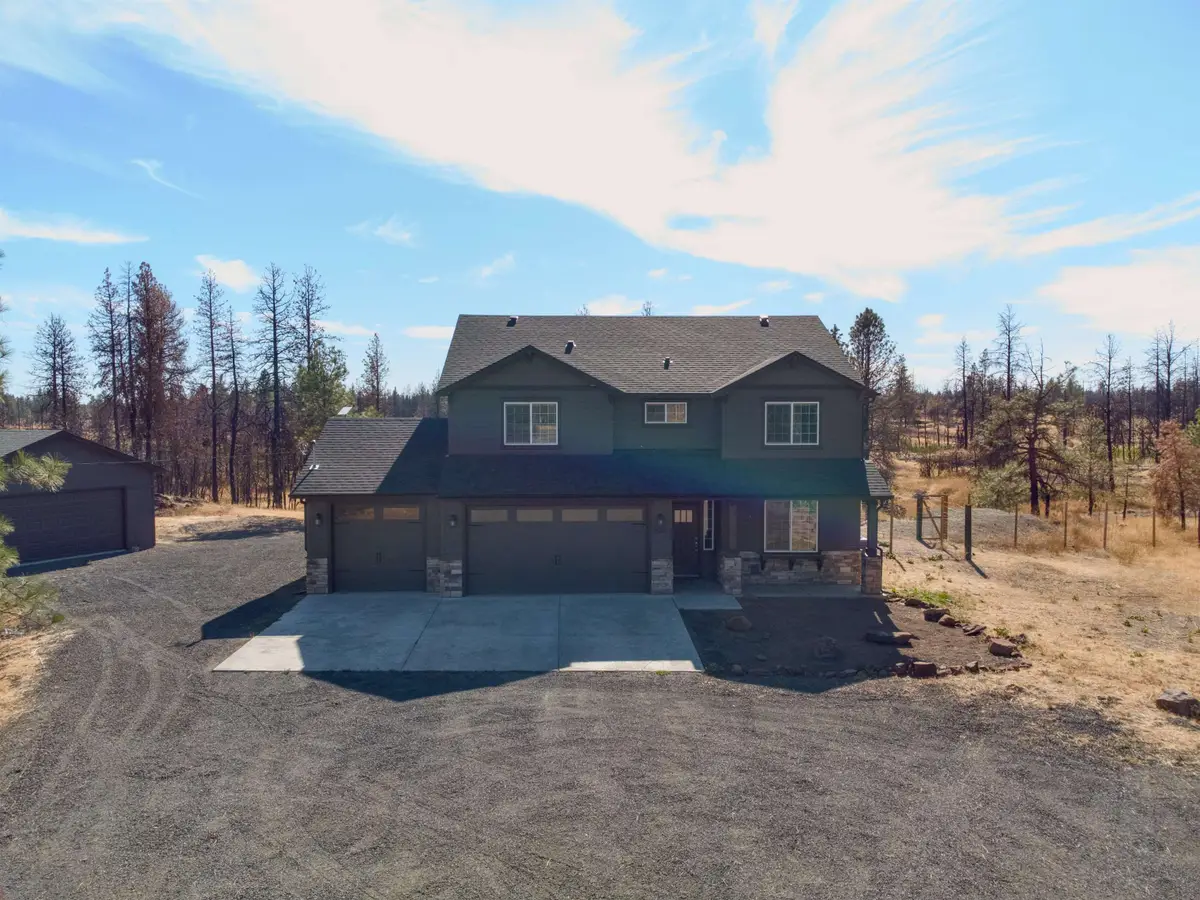 18215 W Genni Rock Ln, Medical Lake, WA 99022 - Image #1