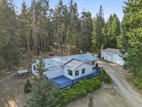 4122 Fertile Valley Rd, Newport, WA 99156