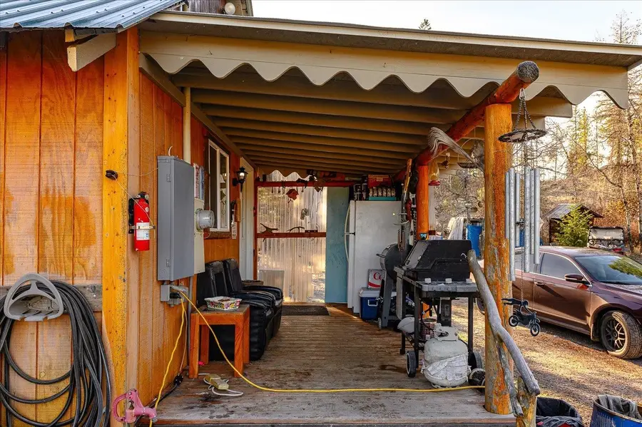 6137 Coyote Canyon Rd, Fruitland, WA 99129 - Image #3