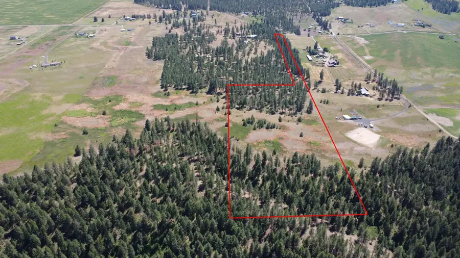 21724 W Jacobs Rd, Spokane, WA 99224 - Image #2