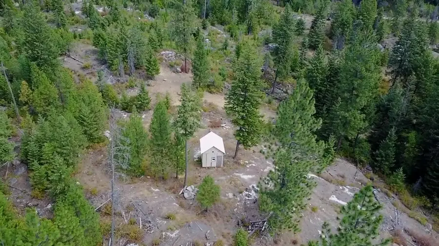 432 Quartz Rd, Newport, WA 99156 - Image #2