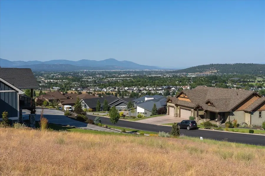 150 N Holiday Hills Dr, Liberty Lake, WA 99019 - Image #3