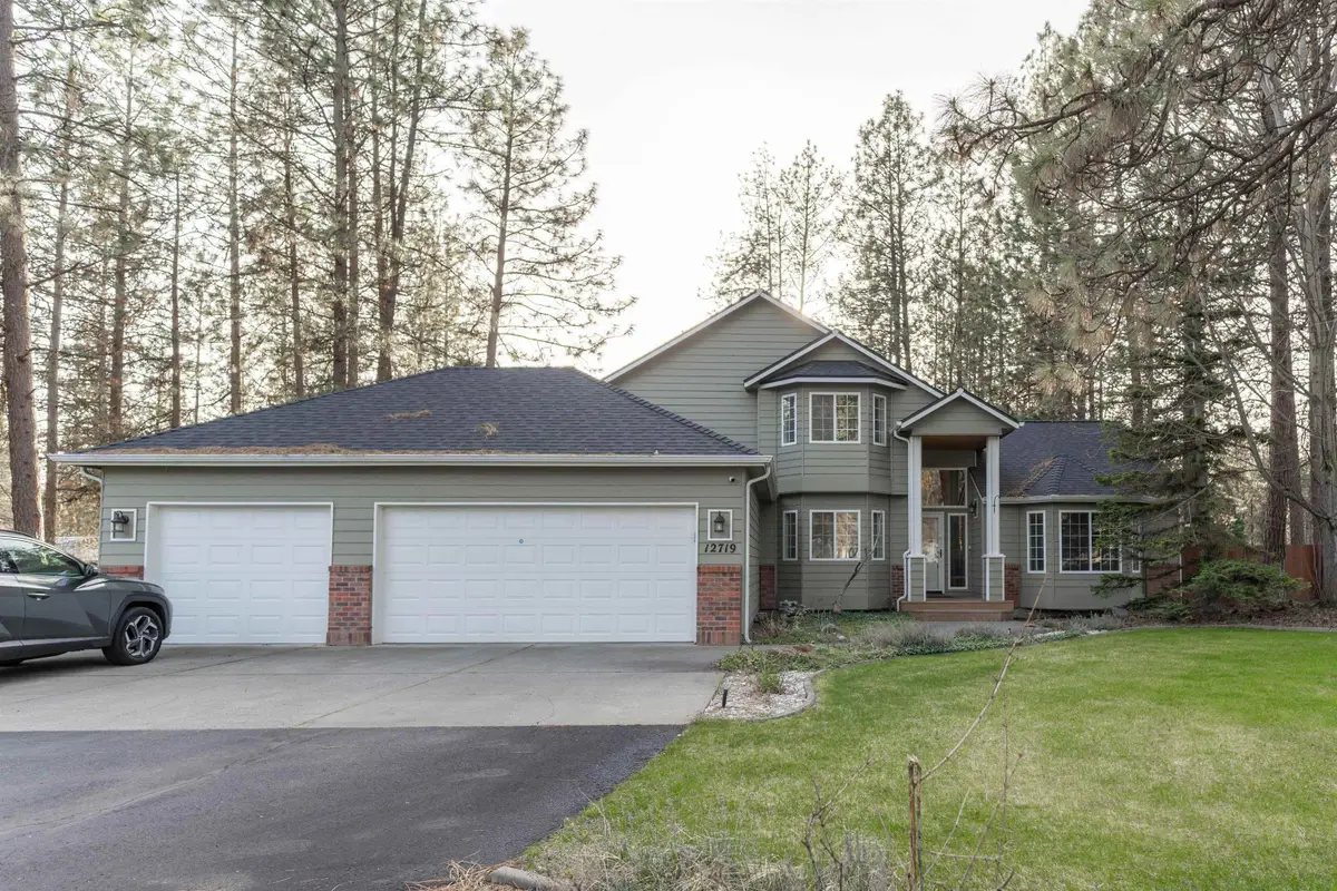 12719 W Greenfield Rd, Nine Mile Falls, WA 99026 - Image #1