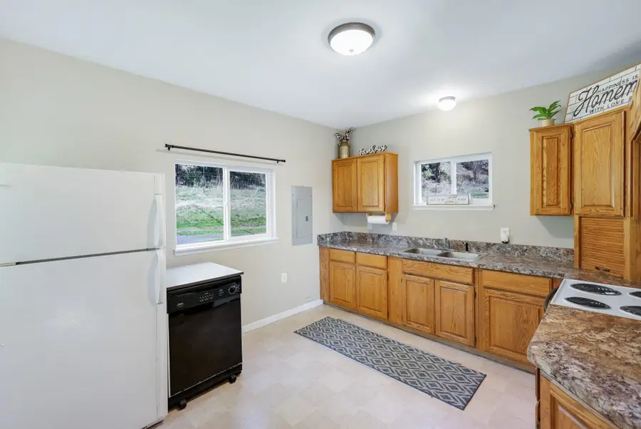 8323 W Mission Ave, Spokane, WA 99224 - Image #3