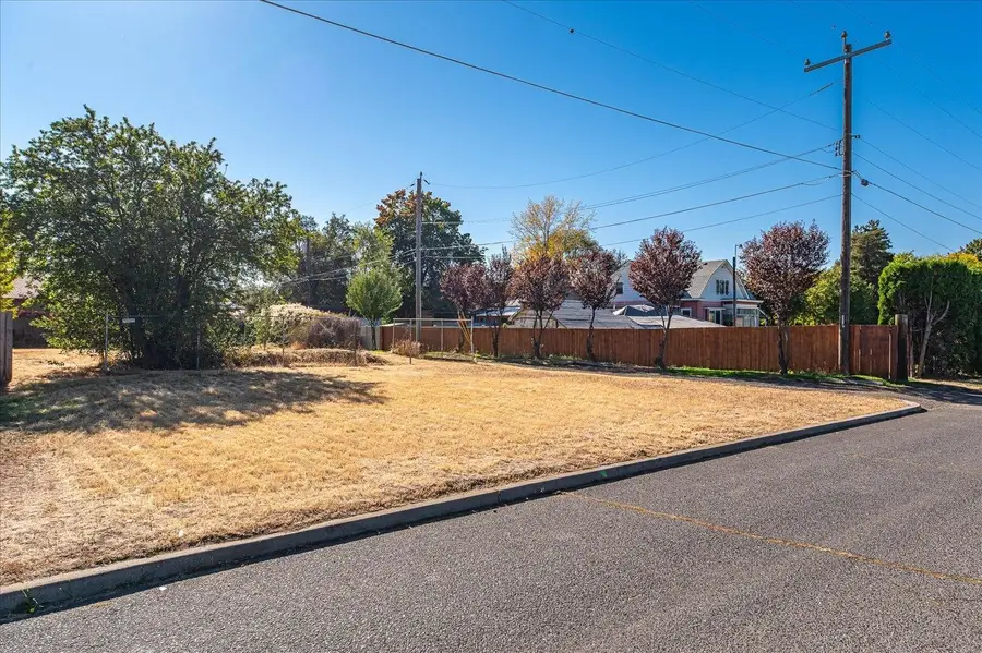 1222 E Marietta Ave, Spokane, WA 99207 - Image #3