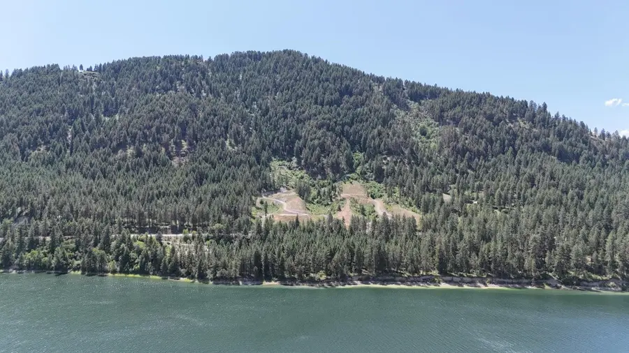 1381 #B Hwy 25 S Hwy, Kettle Falls, WA 99141 - Image #2