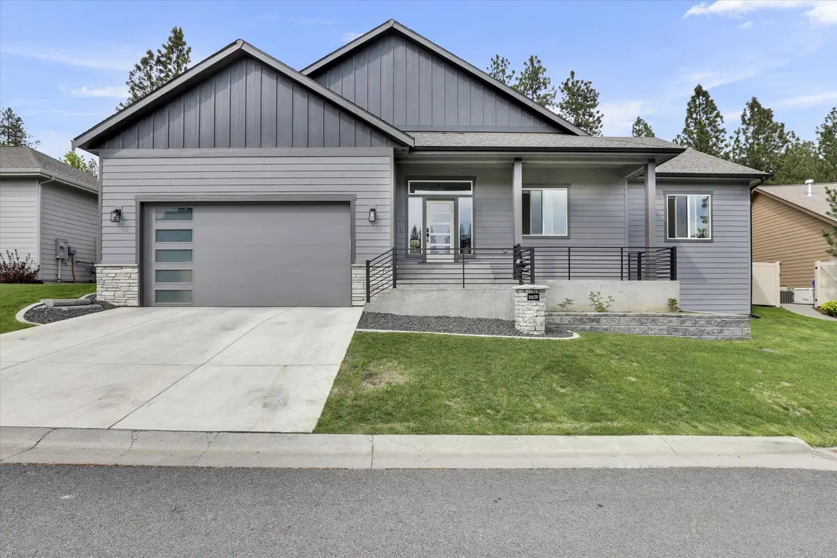 8609 E Hazelwood Ln, Spokane, WA 99212 - Image #1