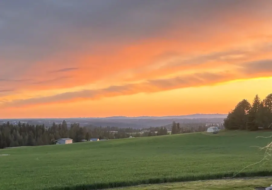 7406 S Deerview Ln, Spokane, WA 99223 - Image #3