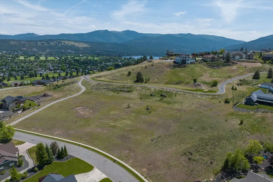 754 N Holiday Hills Dr, Liberty Lake, WA 99019 - #2