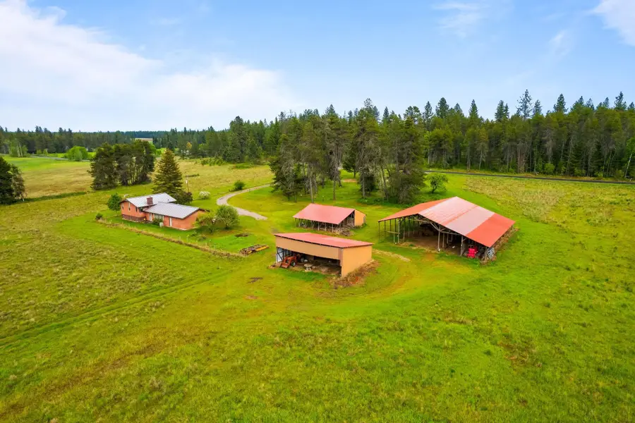 4796 W Gibson Dahl Rd, Clayton, WA 99110 - Image #2