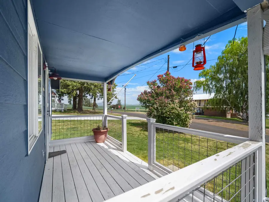 409 N 2nd St, Fairfield, WA 99012 - Image #3