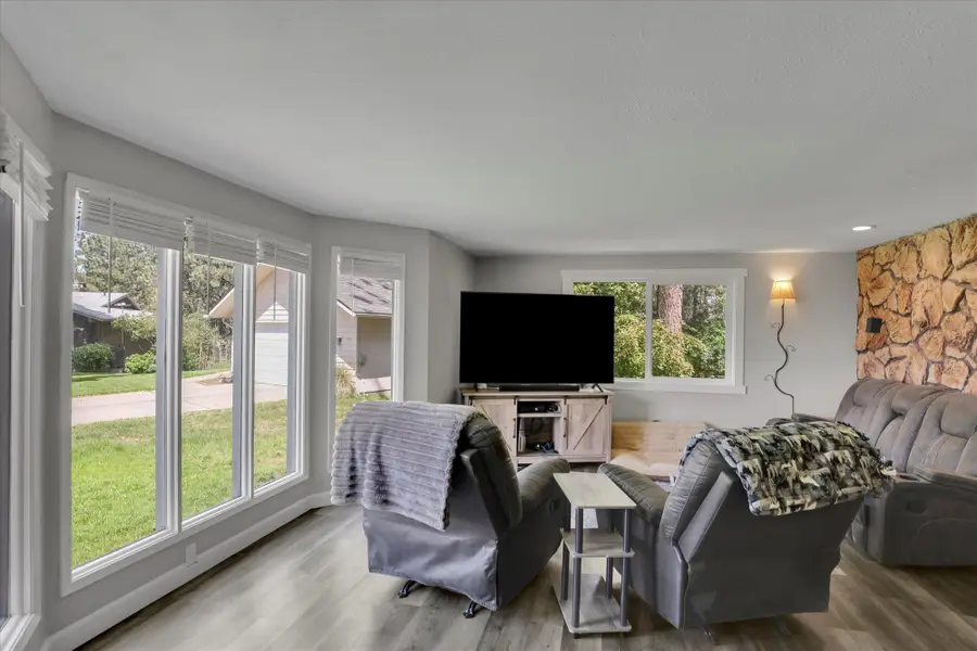 8428 N Susan Ct, Spokane, WA 99208 - Image #2