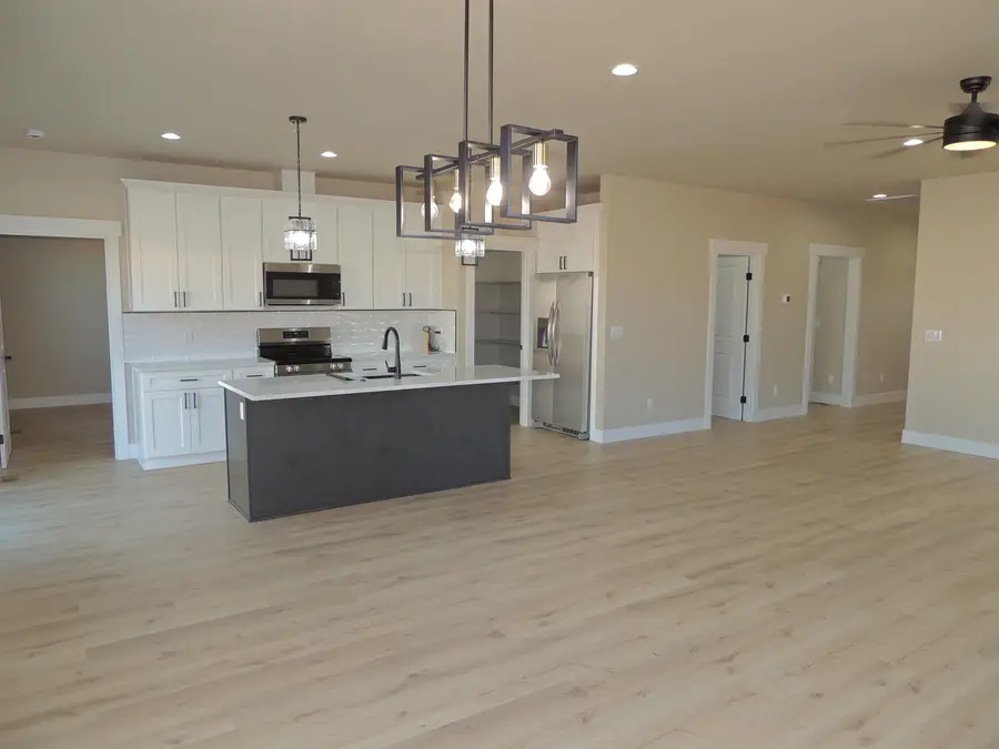 516 SW Alder St, Wilbur, WA 99185 - Image #3