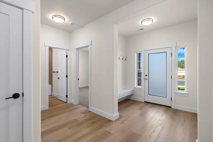 13306 N Starling Ln, Spokane, WA 99208 - Image #2