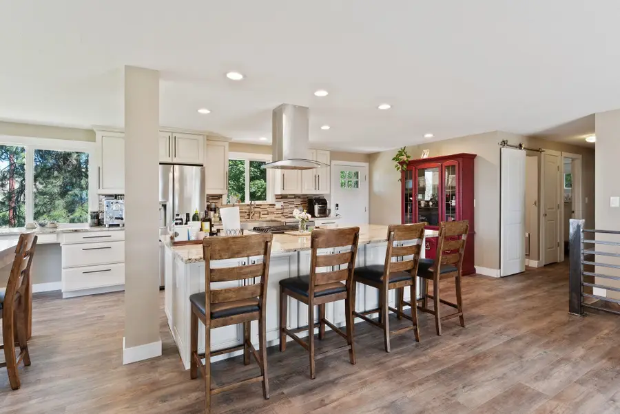 6221 N Highview Ln, Mount Spokane, WA 99217 - Image #2