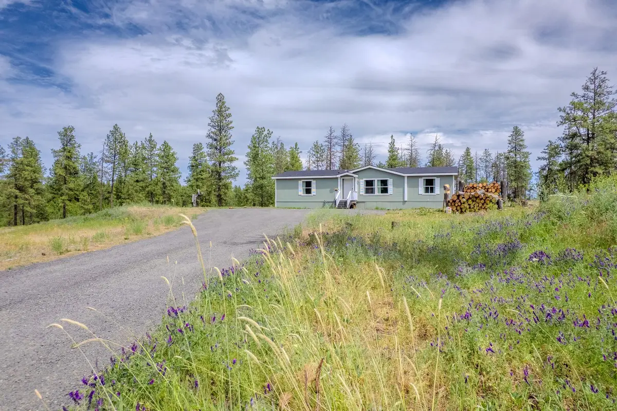 17621 S Lois Dr, Cheney, WA 99004 - Image #1