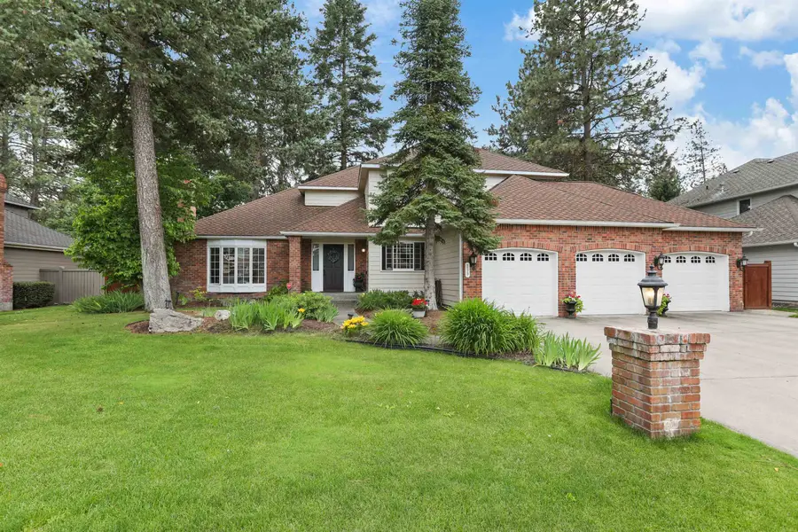 339 W Wilson Ave, Spokane, WA 99208 - Image #2