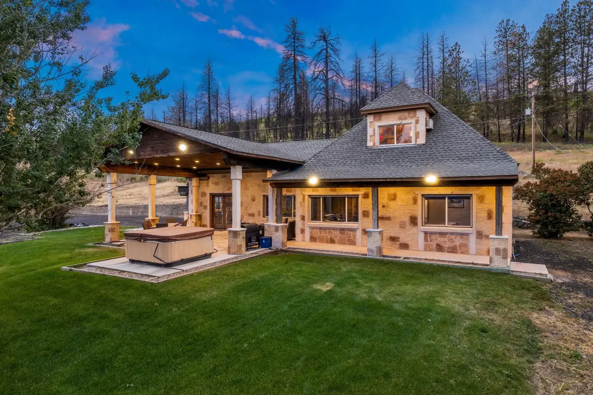 14809 W Taylor Rd, Cheney, WA 99004-9252 - Image #1