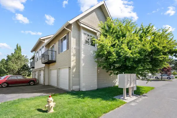 22855 E Country Vista Dr #Apt 511, Liberty Lake, WA 99019
