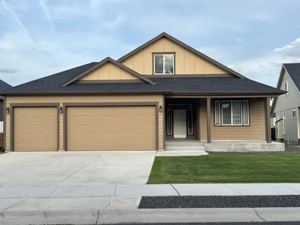 8516 N Summerhill Ln, Spokane, WA 99208