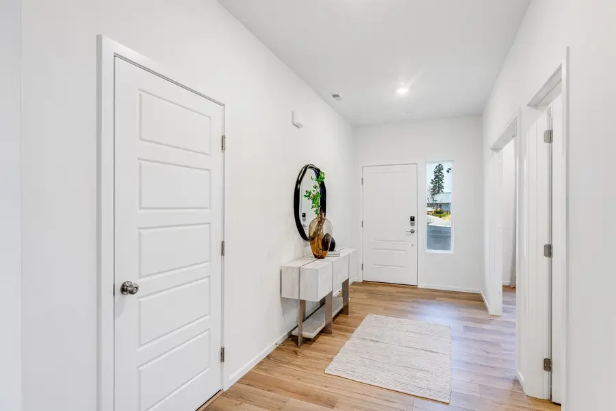 6947 S Boulder Ridge Dr, Spokane, WA 99224 - Image #2