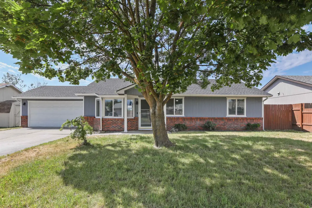 12715 W 10th Ave, Airway Heights, WA 99001 - Image #1