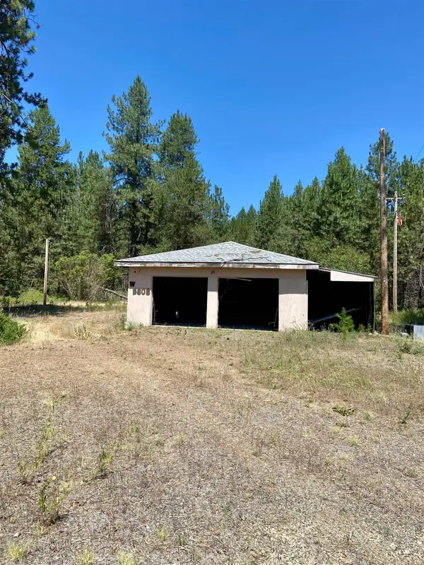 5808 W Burroughs Rd, Deer Park, WA 99006