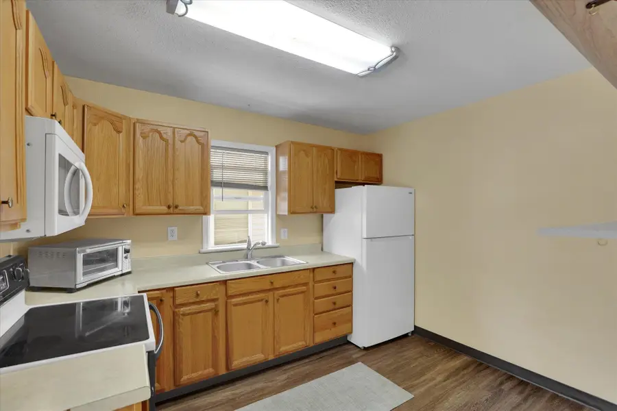 726 E Rockwell Ave, Spokane, WA 99207 - Image #2