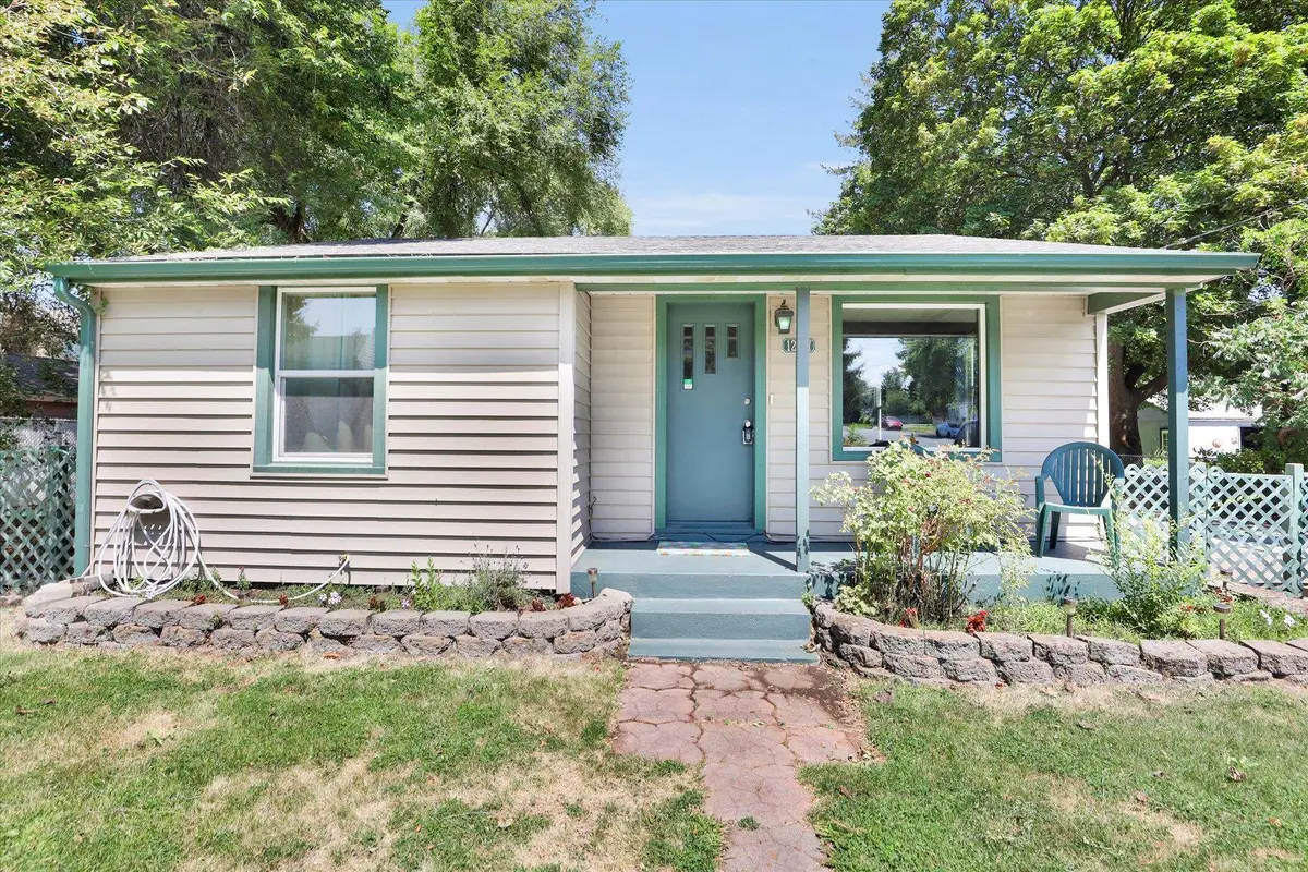 12417 E 8th Ave, Spokane Valley, WA 99216 - Image #1