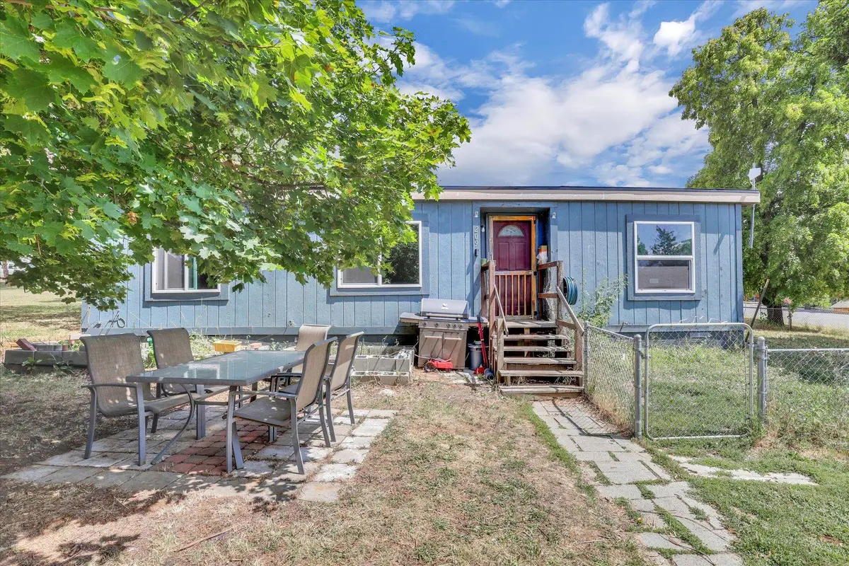 209 E Ticknor St, Fairfield, WA 99012 - Image #1