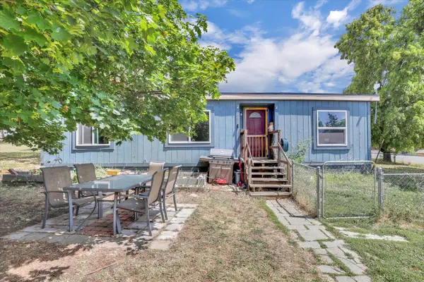 209 E Ticknor St, Fairfield, WA 99012