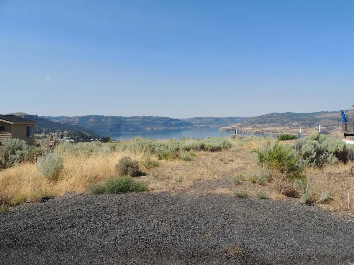 40905 Scenic Dr N, Seven Bays, WA 99122 - Image #1