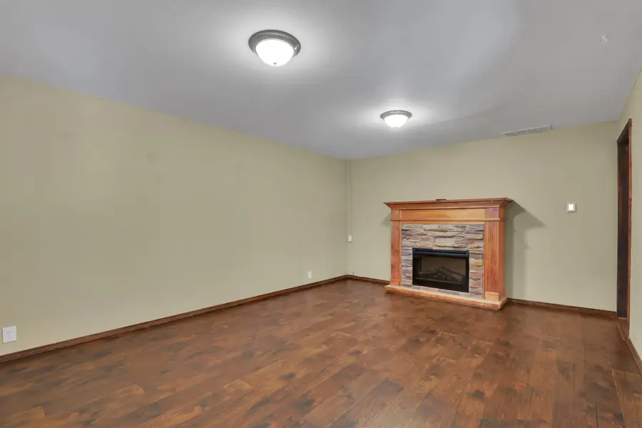 215 S Moen St, Greenacres, WA 99016 - Image #3