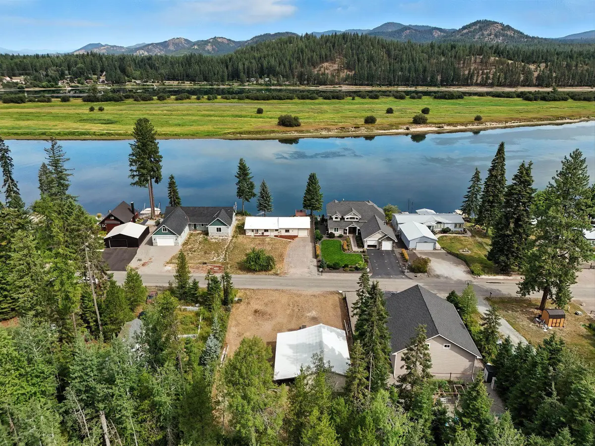 611 Levitch Rd, Newport, WA 99156 - Image #1