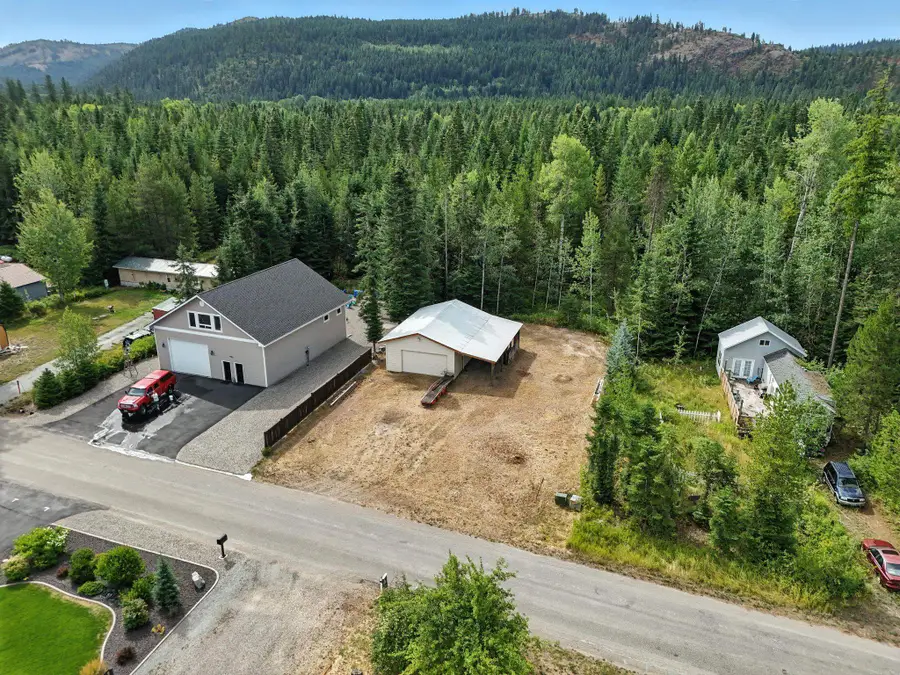 611 Levitch Rd, Newport, WA 99156 - Image #3