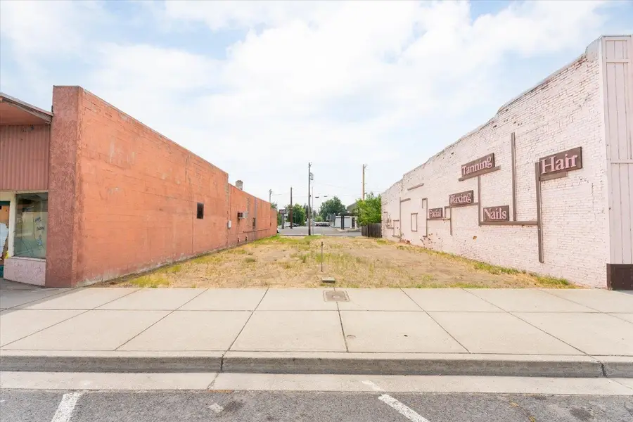 122 E Lake St, Medical Lake, WA 99022 - Image #3