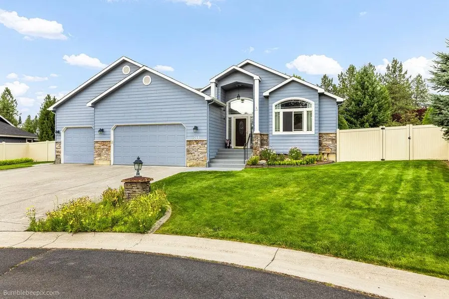 714 E Erica Ct, Spokane, WA 99218 - Image #2