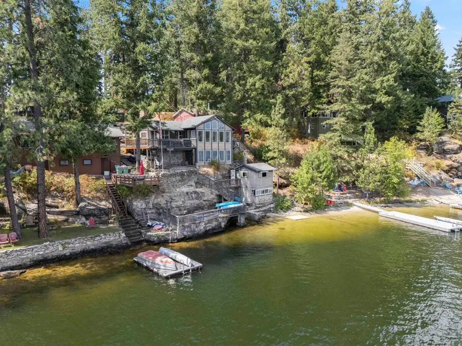 13212 N Peninsula Dr, Newman Lake, WA 99205 - #2