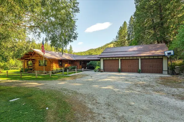 3434 Beitey Rd, Valley, WA 99181