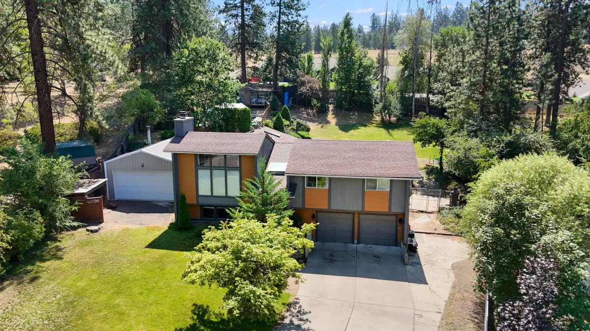 416 E Carriage Ct, Spokane, WA 99218 - Image #1