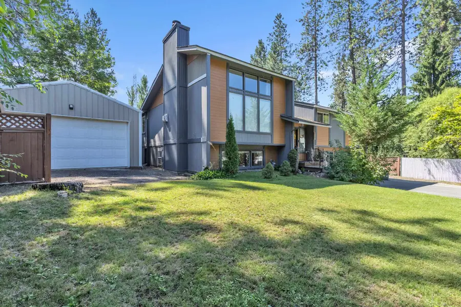 416 E Carriage Ct, Spokane, WA 99218 - Image #2