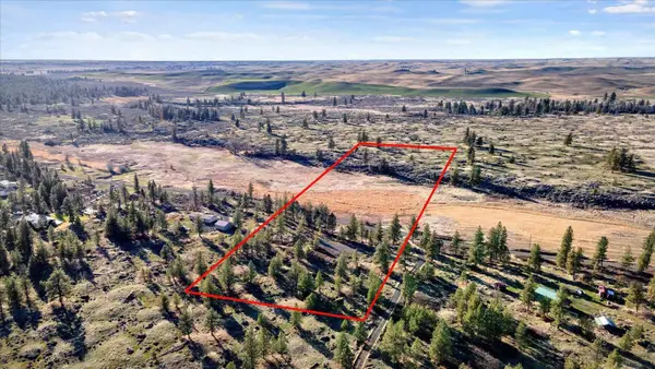 20107 S Harrison Rd, Edwall, WA 99008