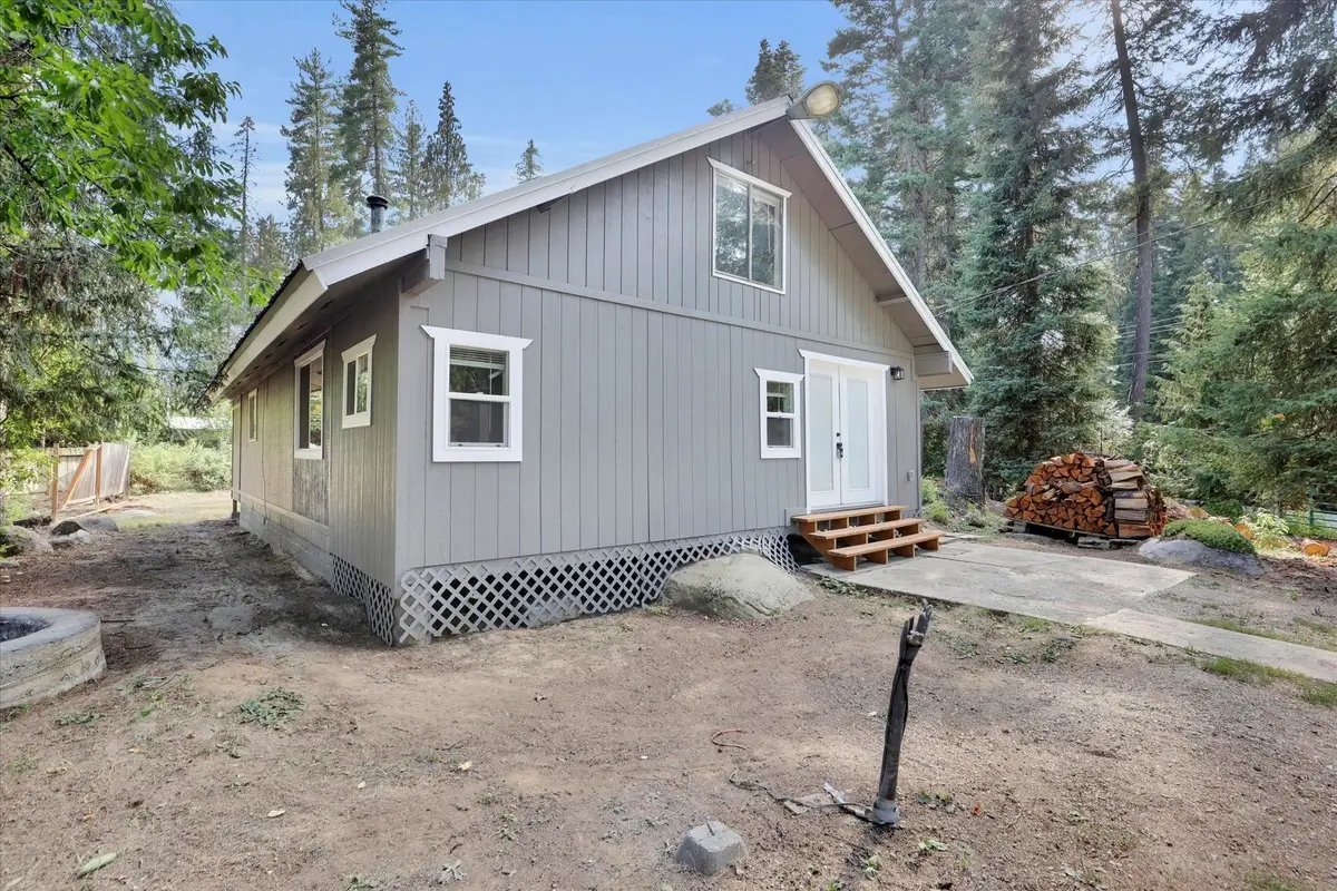 9122 Fertile Valley Rd, Newport, WA 99156 - Image #1