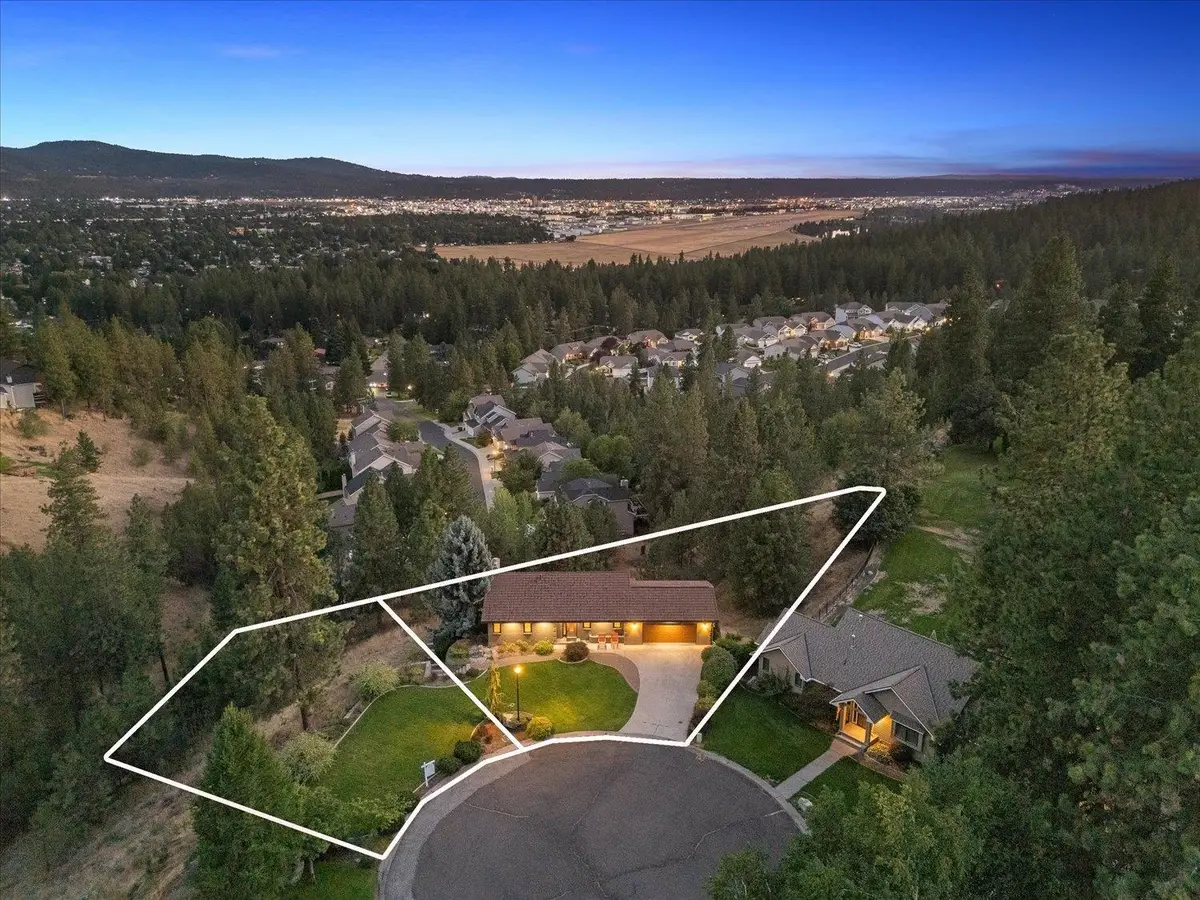 5203 N Mulvaney Ct, Spokane, WA 99212 - Image #1