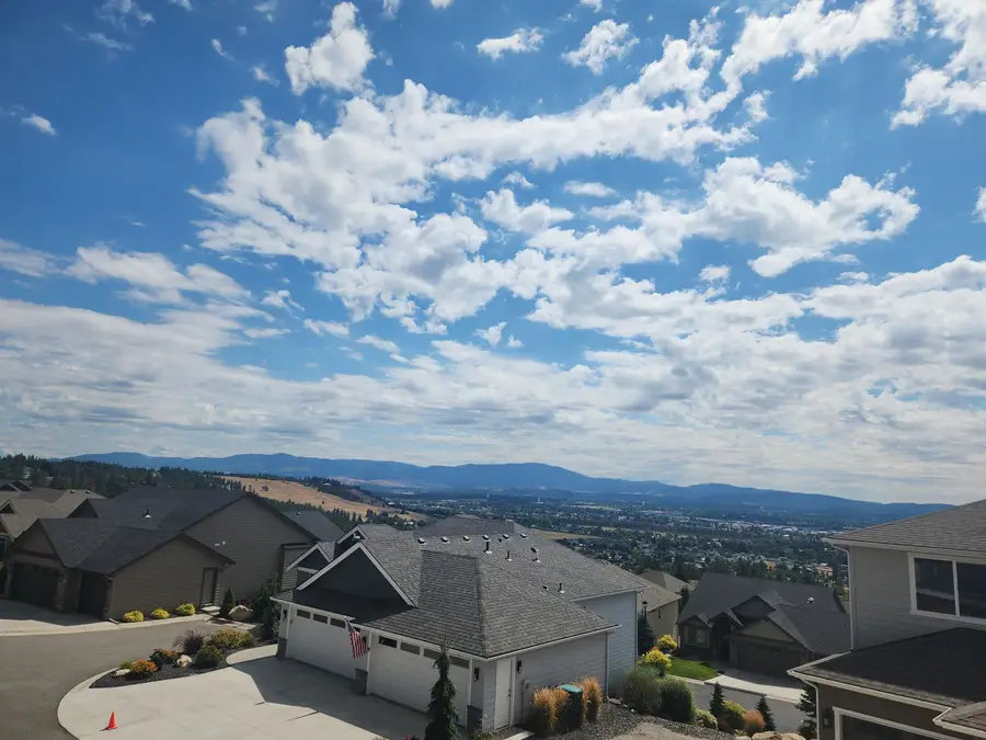 8712 E Ridgeline Ln, Spokane, WA 99217 - Image #3