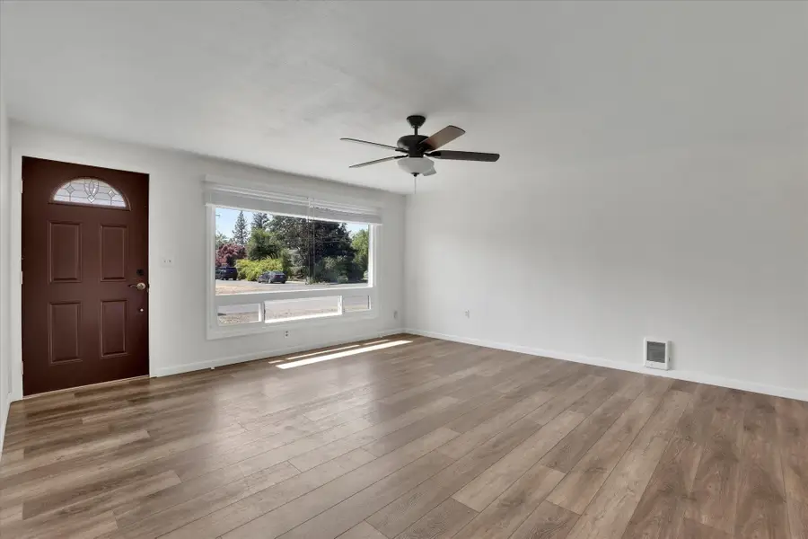 212 W California St, Medical Lake, WA 99022 - Image #3