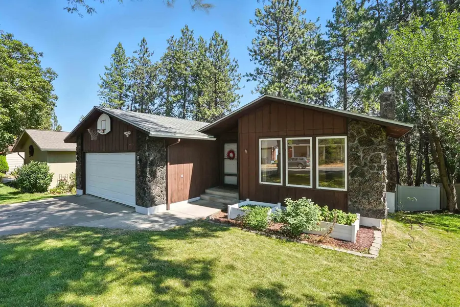 1225 S Ferrall Ct, Spokane, WA 99202 - Image #2