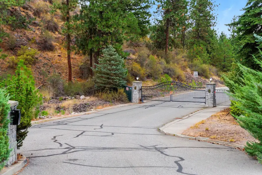 6003 Ruby Way, Nine Mile Falls, WA 99026 - Image #3