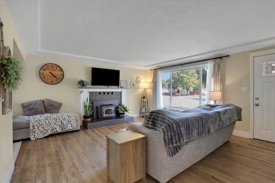 7319 E Maxwell Ave, Spokane Valley, WA 99212 - Image #2