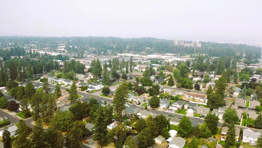 3157 E 35th Ave, Spokane, WA 99223-2530 - Image #3